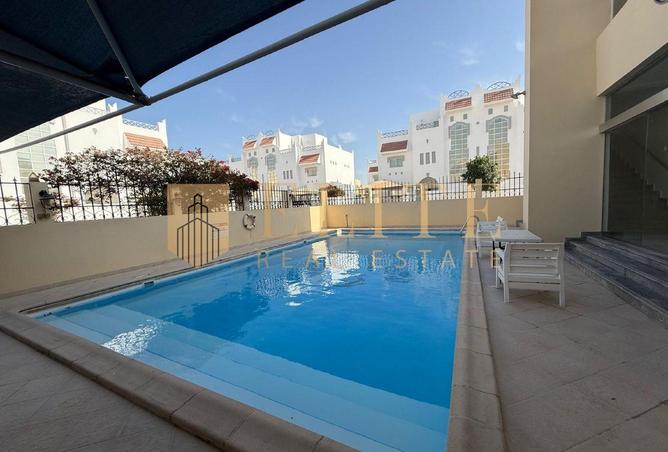 973704 - Property Image 2