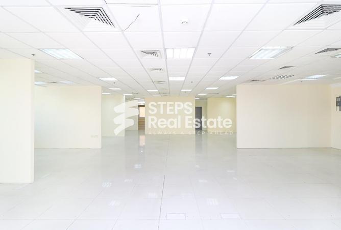 962341 - Property Image 3