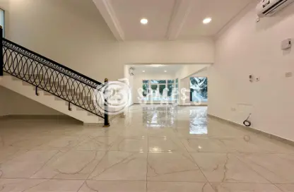 Villa - 5 Bedrooms - 5 Bathrooms for rent in East Gate - West Bay Lagoon - Doha