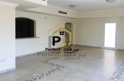 Apartment - 3 Bedrooms - 5 Bathrooms for rent in West Porto Drive - Porto Arabia - The Pearl Island - Doha
