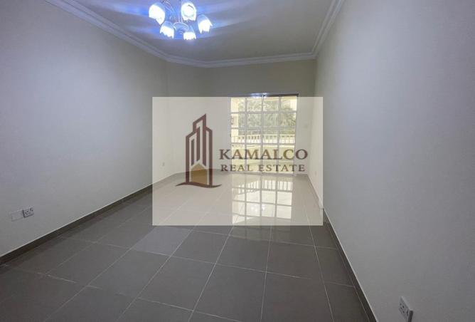 990168 - Property Image 3