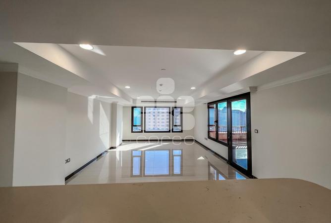 925227 - Property Image 2