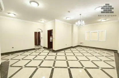 Apartment - 2 Bedrooms - 2 Bathrooms for rent in Muntazah 19 - Al Muntazah - Doha