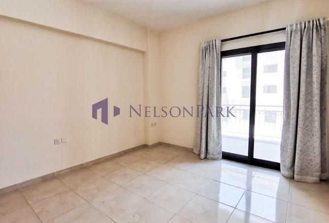 963367 - Property Image 2