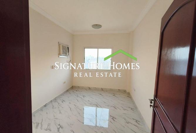 988870 - Property Main Image