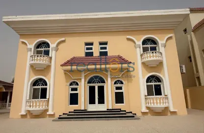 Villa - 7+ Bedrooms - 7+ Bathrooms for sale in Al Kheesa - Al Kheesa - Umm Salal Mohammed