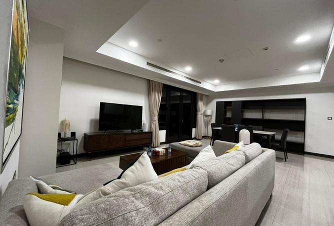 954815 - Property Image 2