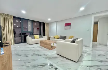 Apartment - 3 Bedrooms - 4 Bathrooms for rent in Izghawa - Izghawa - Doha