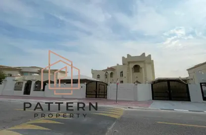 صورة لـ مبنى خارجي فيلا - 6 غرف نوم - 7 حمامات للبيع في Hazm Al Markhiya - الدوحة ، صورة رقم 1