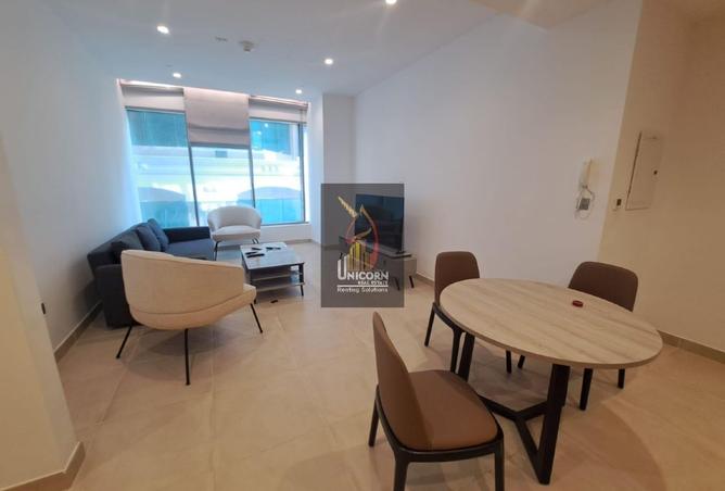 984494 - Property Image 2