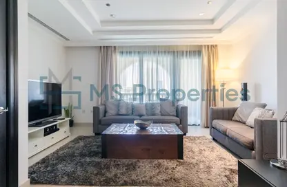 Apartment - 1 Bedroom - 2 Bathrooms for rent in West Porto Drive - Porto Arabia - The Pearl Island - Doha