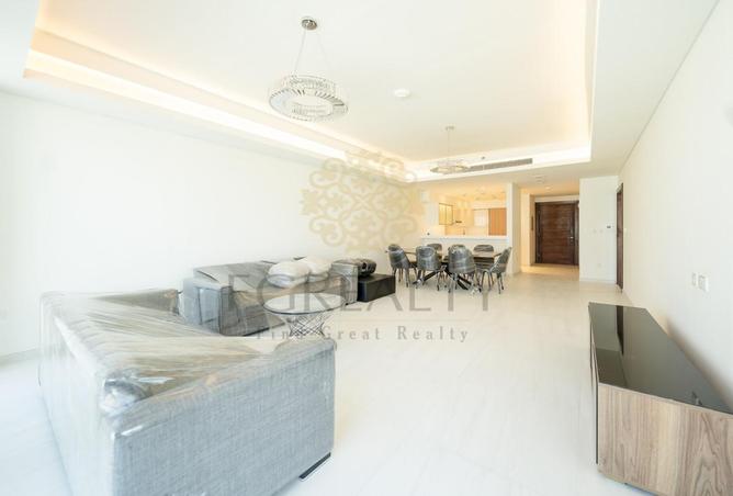 990468 - Property Image 2