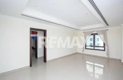 Apartment - 1 Bedroom - 2 Bathrooms for sale in East Porto Drive - Porto Arabia - The Pearl Island - Doha Apartment - 1 Bedroom - 2 Bathrooms for sale in East Porto Drive - Porto Arabia - The Pearl Island - Doha