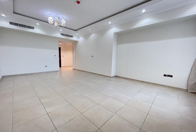 1000686 - Property Image 3