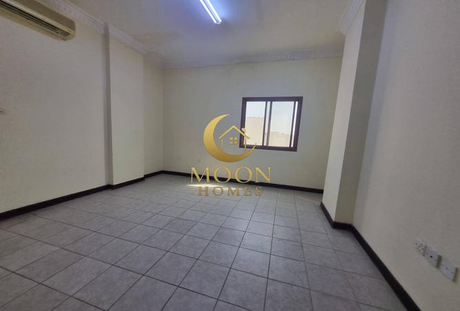 972923 - Property Image 2