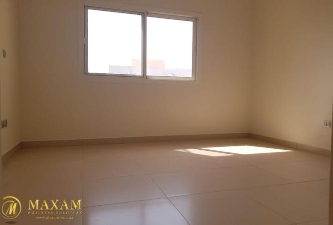 904070 - Property Image 3