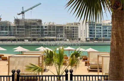 Townhouse - 3 Bedrooms - 2 Bathrooms for rent in The Pearl Island - Doha