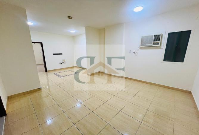 987486 - Property Image 3