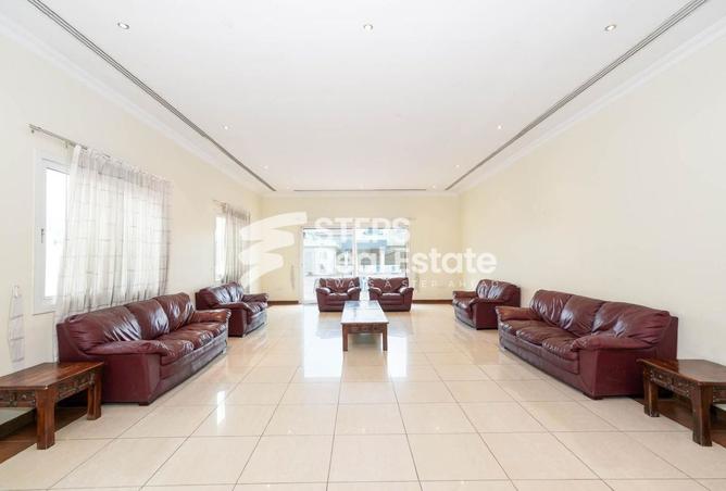 938512 - Property Main Image