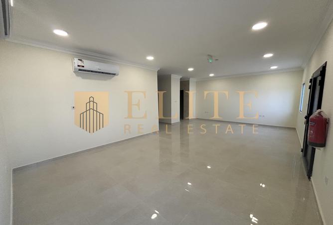 1006355 - Property Image 2