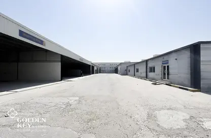 Warehouse - Studio - 2 Bathrooms for sale in Industrial Area 1 - Industrial Area - Doha