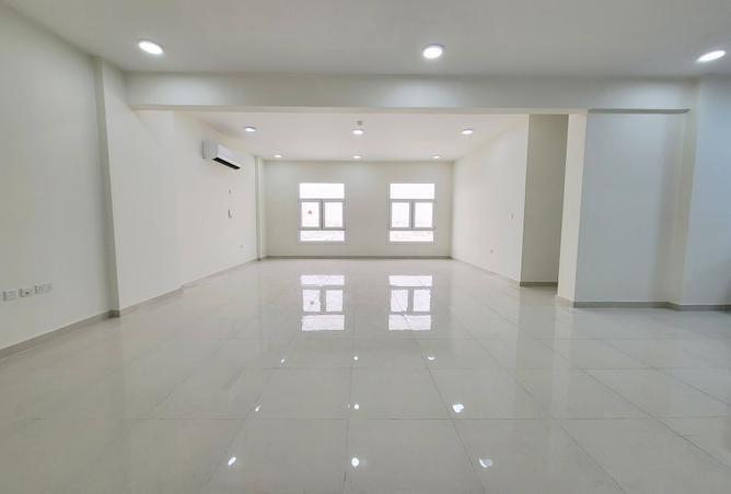 977270 - Property Image 2