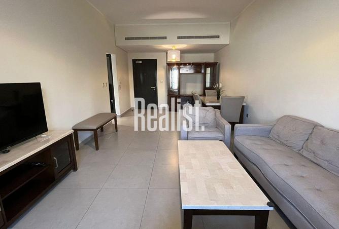 952328 - Property Image 2