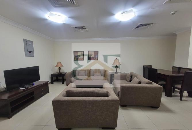 930698 - Property Image 3