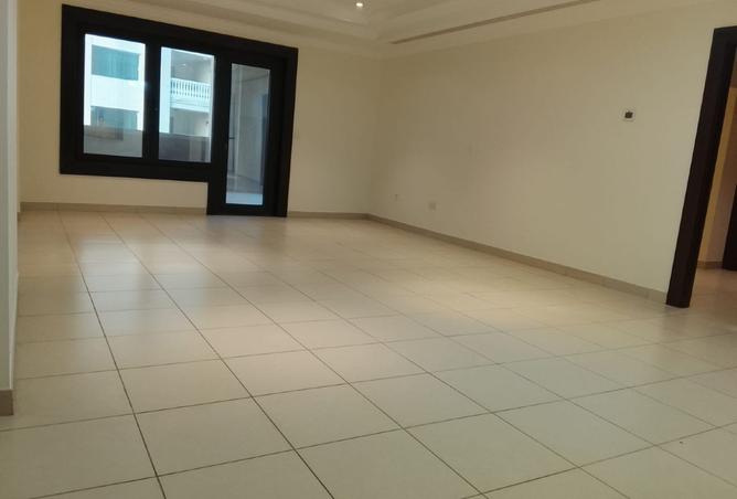 988880 - Property Image 3