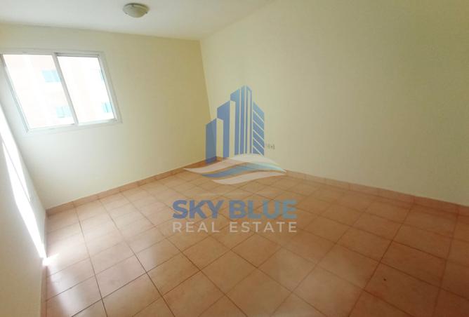 974575 - Property Image 3