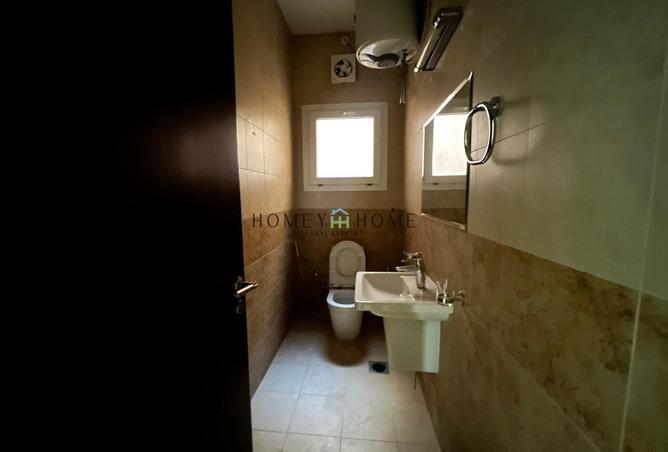 953069 - Property Image 3