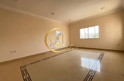 Compound - 4 Bedrooms - 4 Bathrooms for rent in Street 871 - Al Duhail South - Al Duhail - Doha