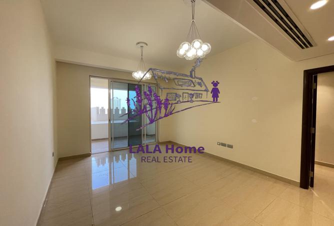 894878 - Property Image 2
