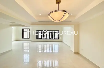Townhouse - 4 Bedrooms - 6 Bathrooms for rent in East Porto Drive - Porto Arabia - The Pearl Island - Doha