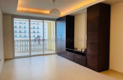 Apartment - Studio - 1 Bathroom for rent in Viva West - Viva Bahriyah - The Pearl Island - Doha