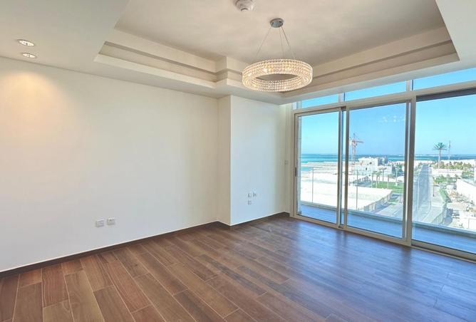 992316 - Property Image 3