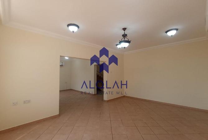 956197 - Property Image 3