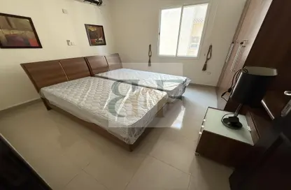 Apartment - 3 Bedrooms - 3 Bathrooms for rent in Umm Ghuwalina - Umm Ghuwailina - Doha