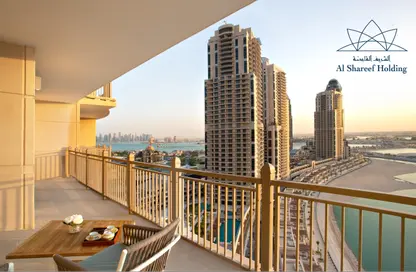 Apartment - 3 Bedrooms - 2 Bathrooms for rent in Abraj Bay - Abraj Quartiers - The Pearl Island - Doha