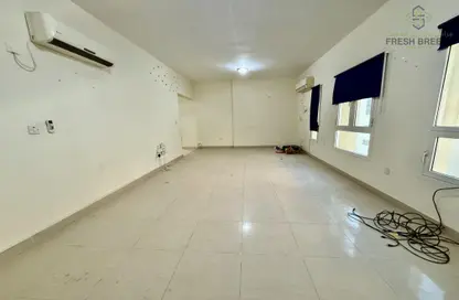 Apartment - 2 Bedrooms - 2 Bathrooms for rent in Al Sadd - Al Sadd - Doha
