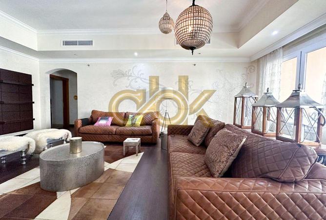 830739 - Property Image 2