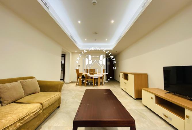 963812 - Property Image 2