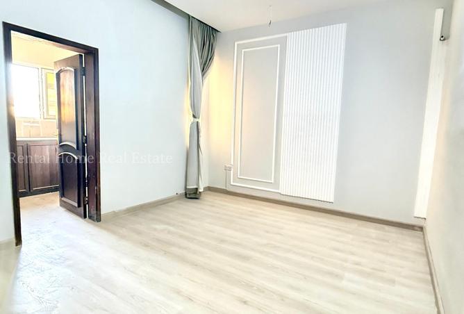 992698 - Property Main Image