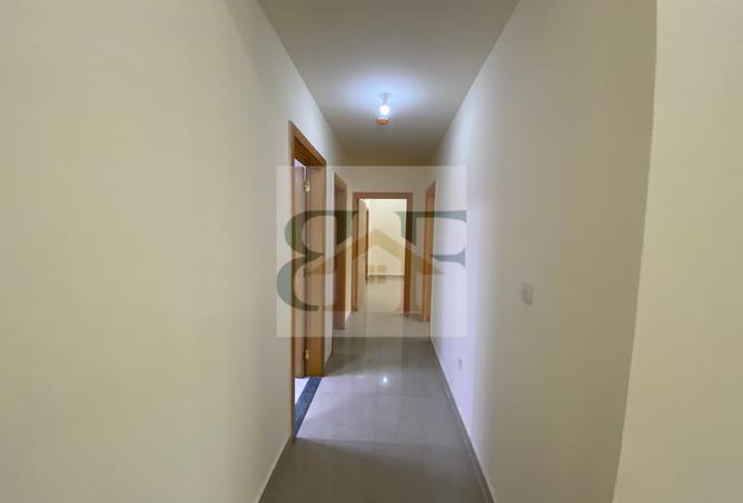 926854 - Property Image 3