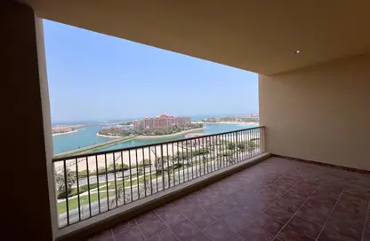 Apartment - 3 Bedrooms - 4 Bathrooms for rent in Porto Arabia - The Pearl Island - Doha