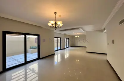 مجمع سكني - 4 غرف نوم - 3 حمامات للايجار في الوعب - الوعب - الدوحة