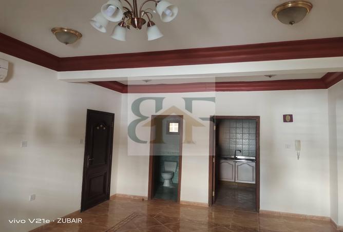 984281 - Property Image 3