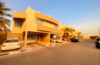 Compound - 4 Bedrooms - 4 Bathrooms for rent in Bu Hamour Street - Abu Hamour - Doha