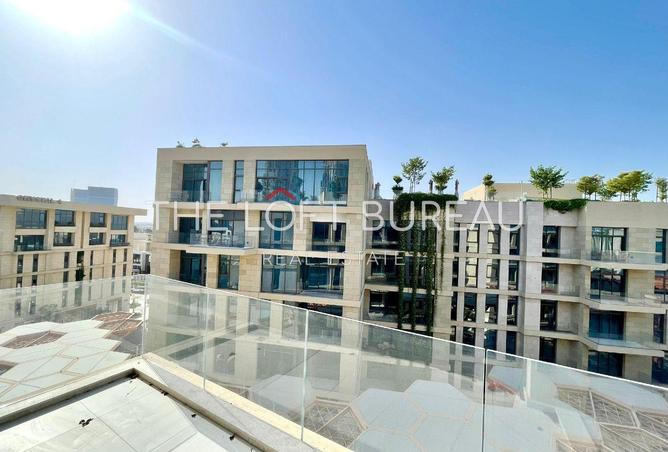 956125 - Property Image 2