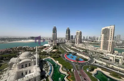 (بنتهاوس  (روف - 5 غرف نوم - 8 حمامات للبيع في طريق بورتو الشرقي - بورتو أرابيا - جزيرة اللؤلؤة - الدوحة